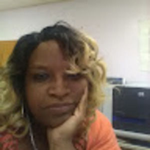 Meet your Posher, Latoya